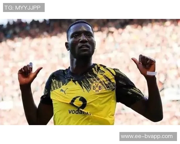 多特蒙德考虑引援前锋应对吉拉西进球荒但薪资压力成难题